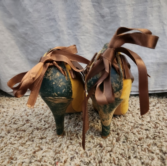 NWOT Marcello Toshi handmade in Peru t strap leather heels 7M - Picture 4 of 5